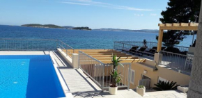 Seaside family friendly house with a swimming pool Orebic, Peljesac - 23009
